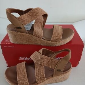 Skechers Women's Brown Wedge Sandals Size 6 New